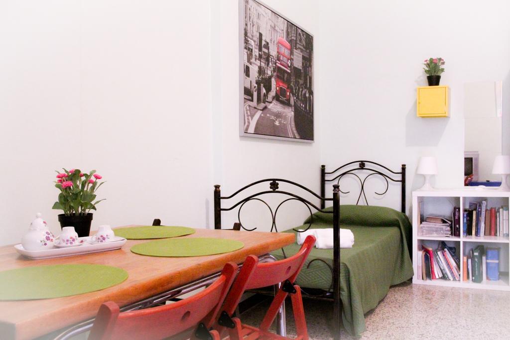 Tra L'Etna E Il Mare B&B Catania Bagian luar foto