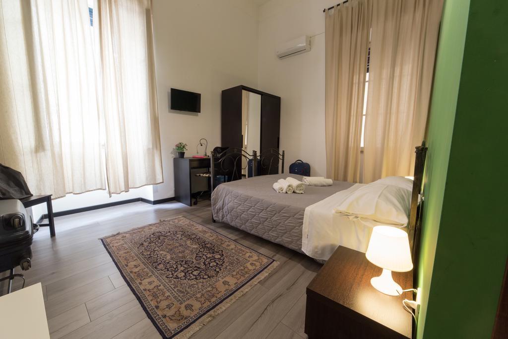 Tra L'Etna E Il Mare B&B Catania Bagian luar foto