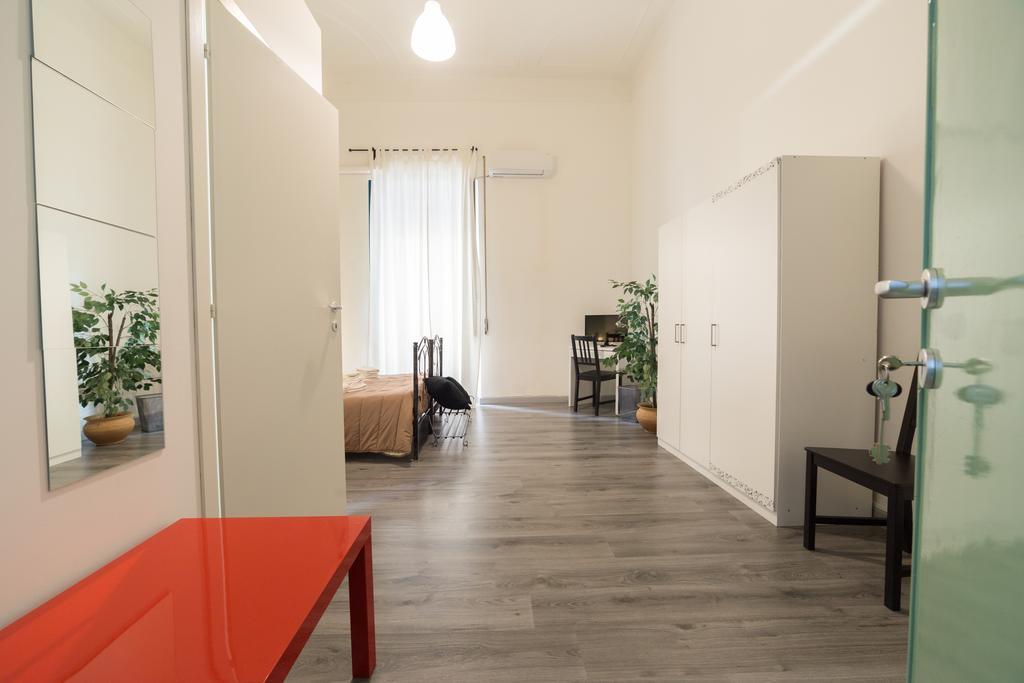 Tra L'Etna E Il Mare B&B Catania Bagian luar foto