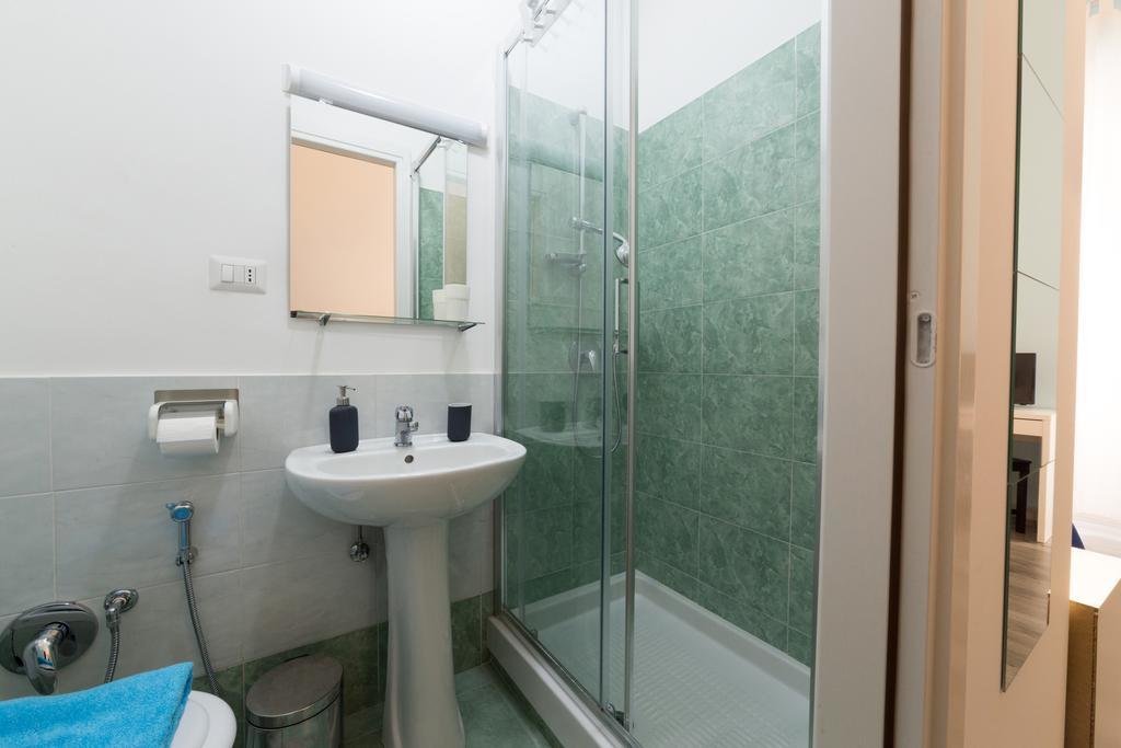Tra L'Etna E Il Mare B&B Catania Bagian luar foto