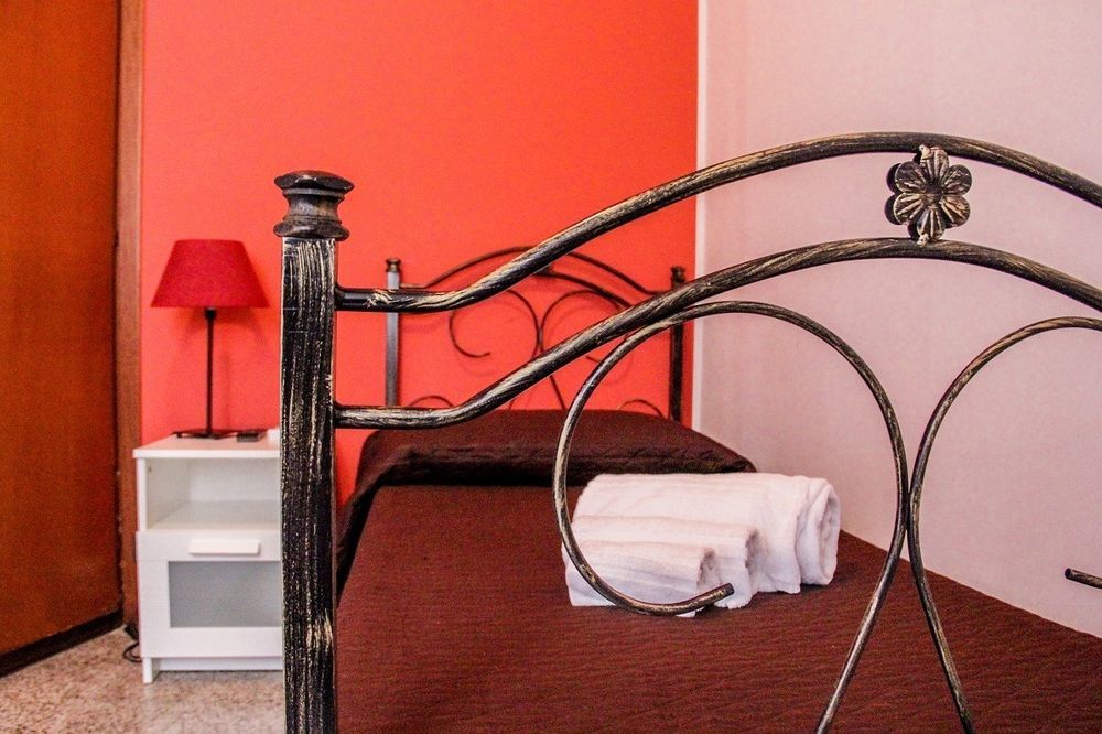Tra L'Etna E Il Mare B&B Catania Bagian luar foto