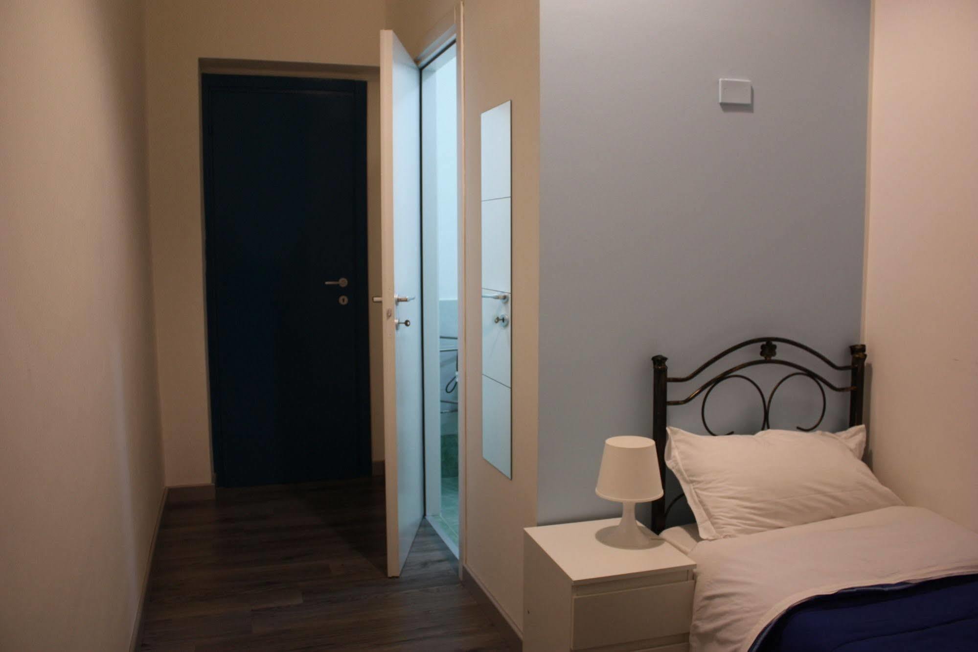 Tra L'Etna E Il Mare B&B Catania Bagian luar foto