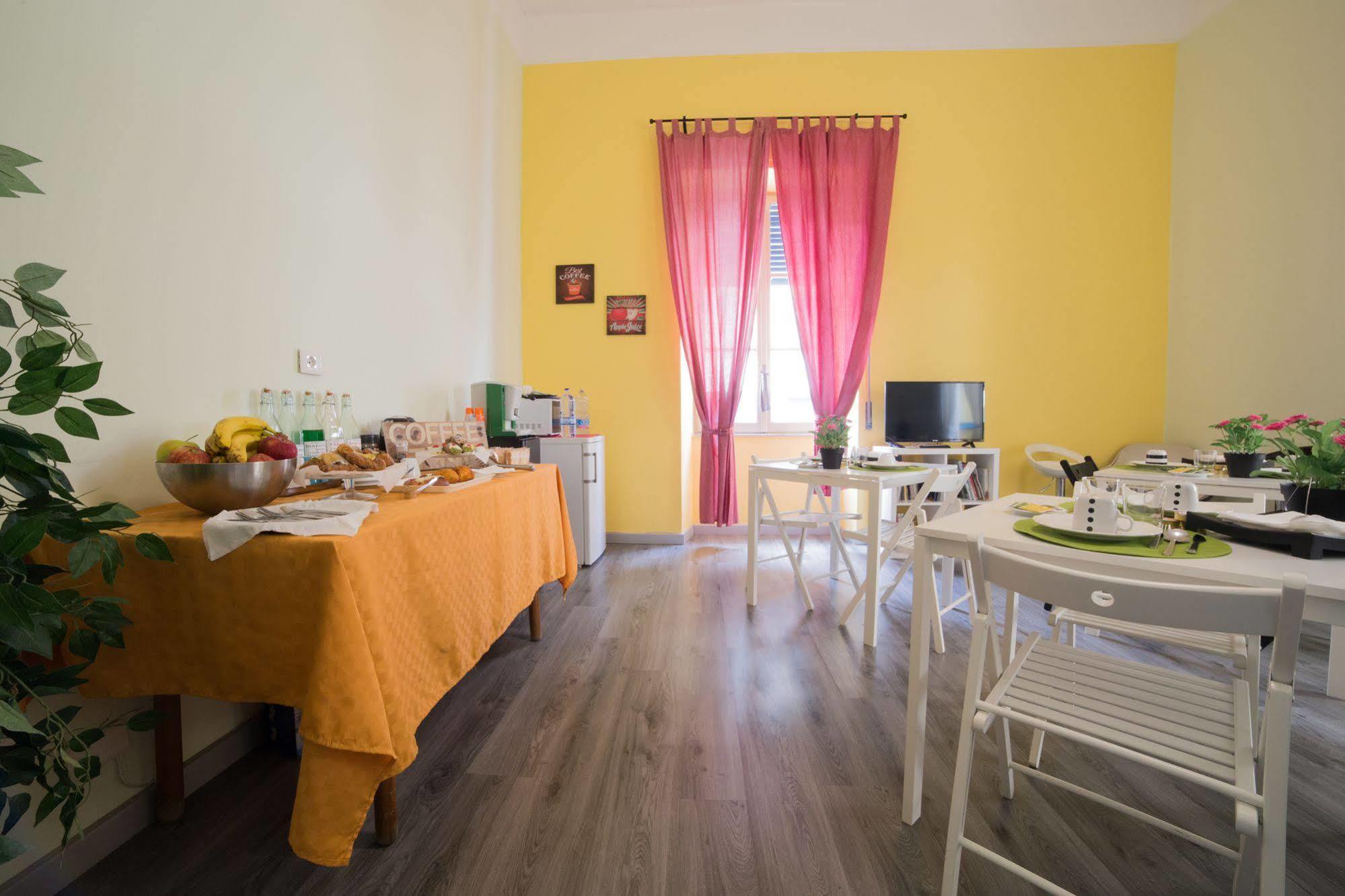 Tra L'Etna E Il Mare B&B Catania Bagian luar foto