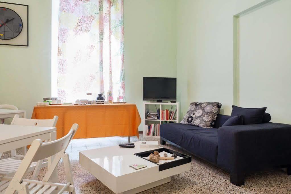 Tra L'Etna E Il Mare B&B Catania Bagian luar foto